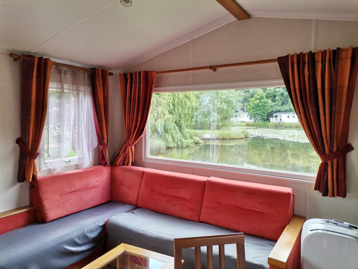 Au Clos De Beaulieu Holiday home Bossee